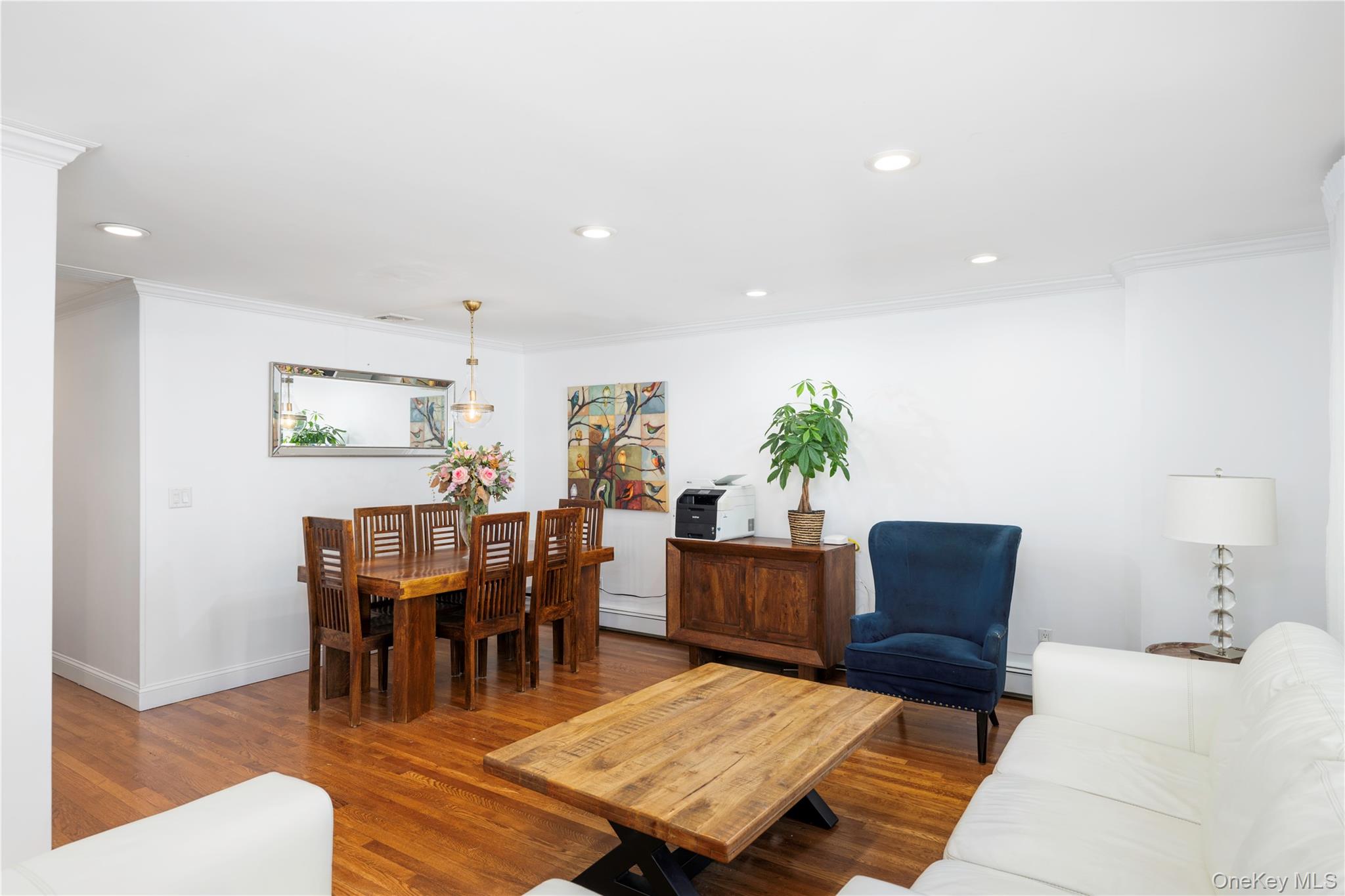 Photo 4 of this property