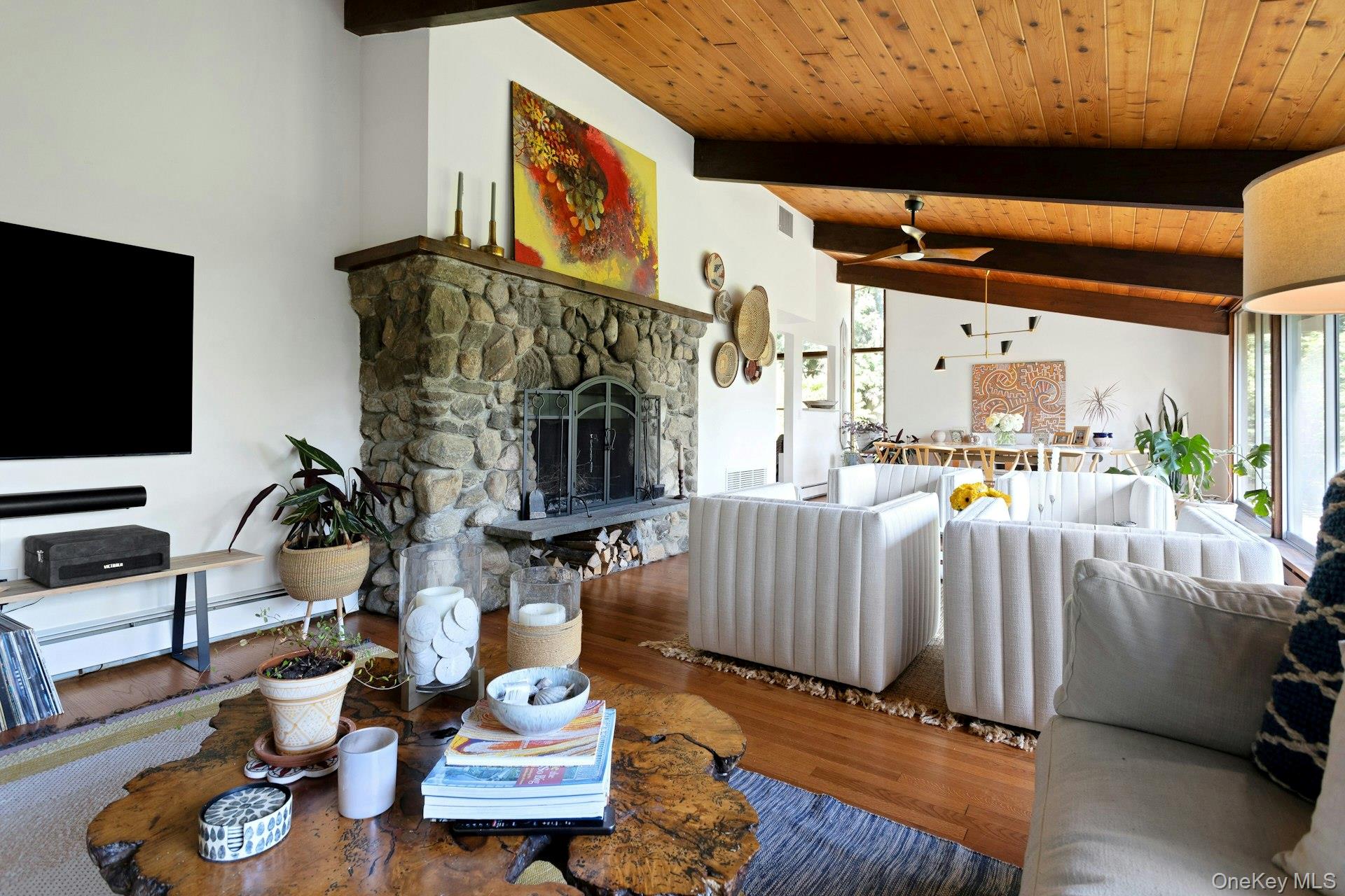 Photo 8 of this property