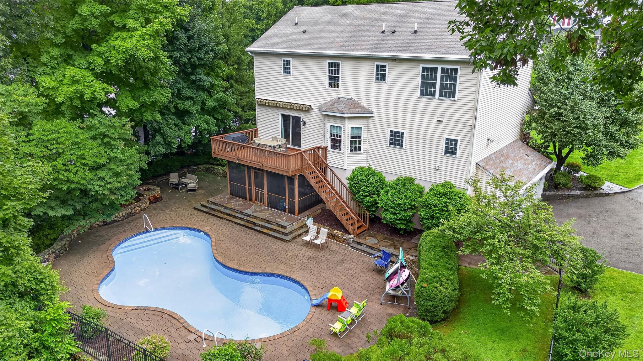 Photo 38 of this property