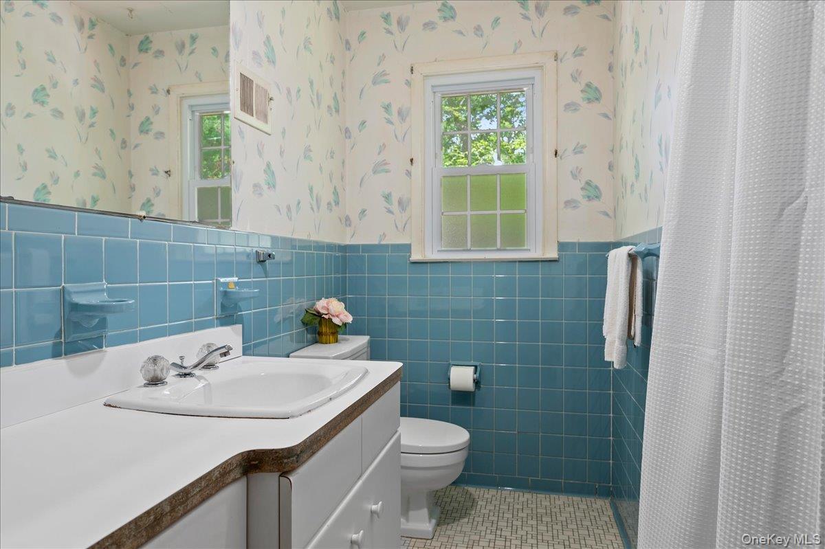 Photo 18 of this property
