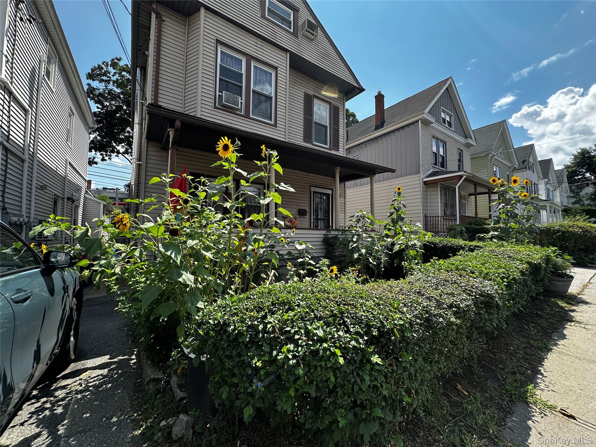 Photo 4 of this property