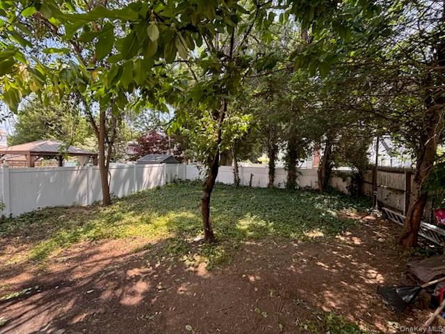 Photo 7 of this property