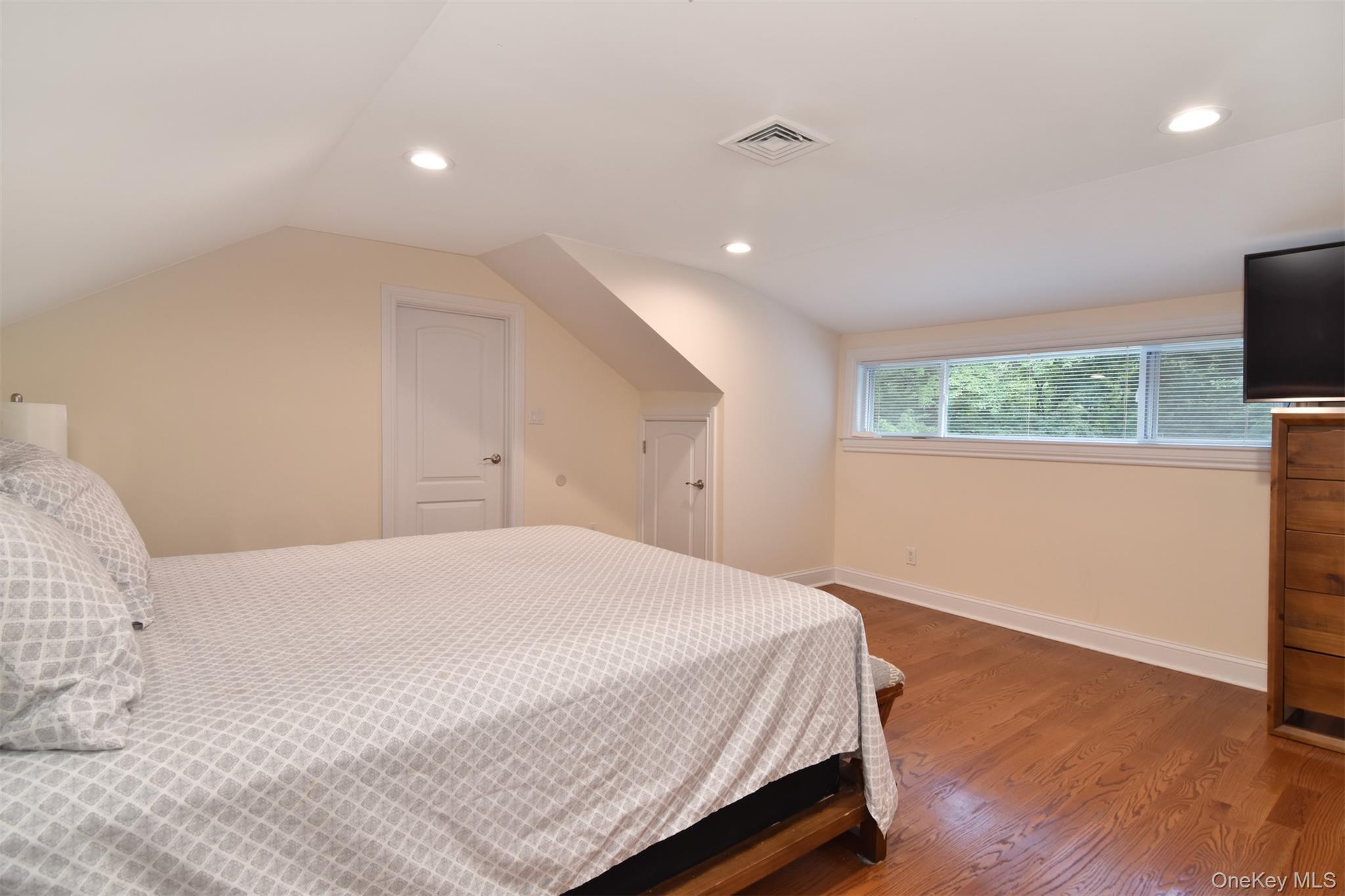 Photo 30 of this property