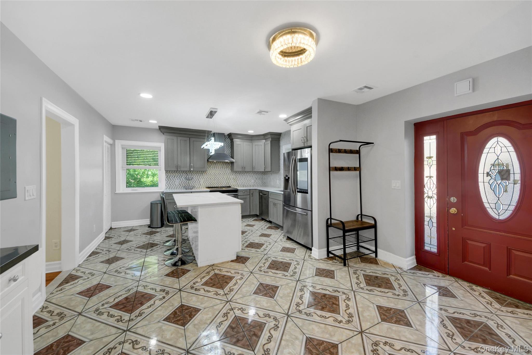 Photo 4 of this property