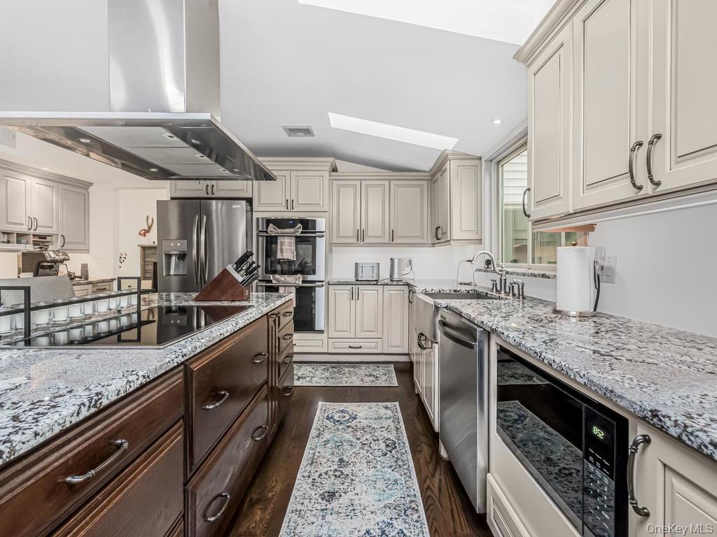 Photo 9 of this property