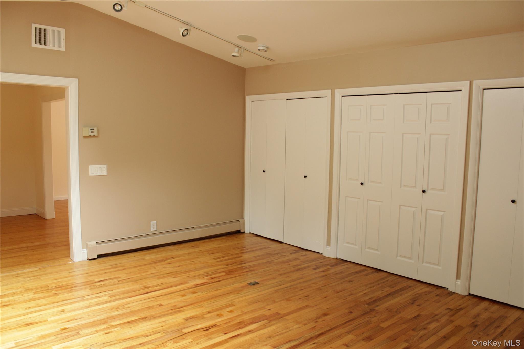 Photo 4 of this property