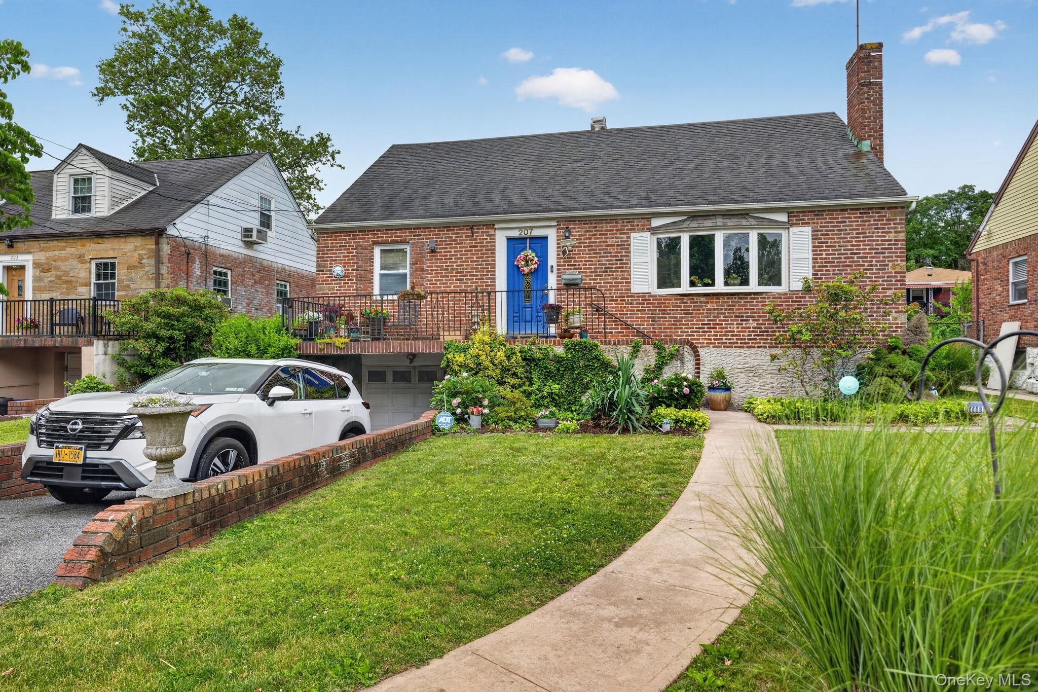 Photo 3 of this property