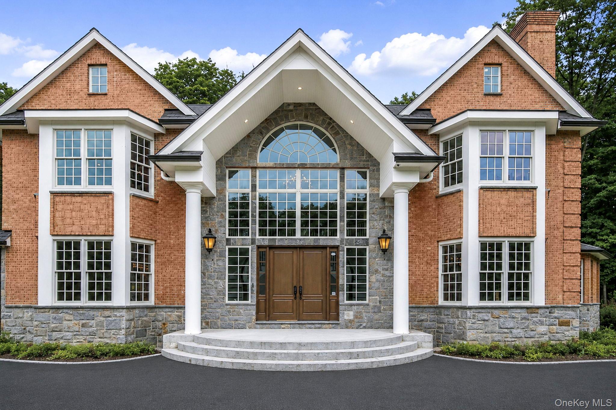 Photo 4 of this property