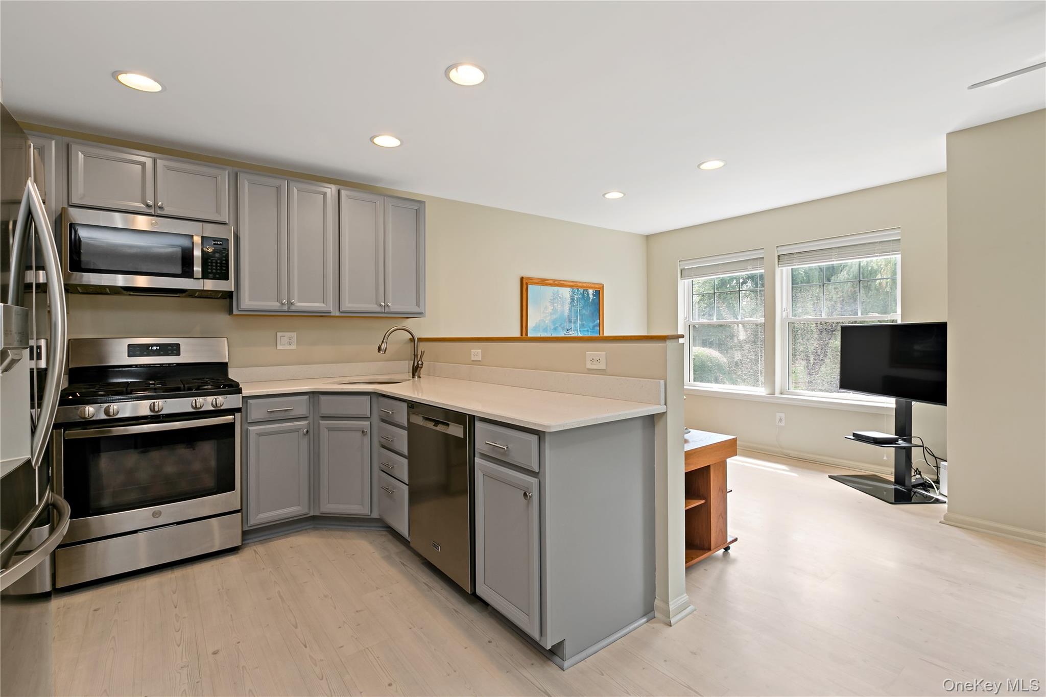 Photo 5 of this property