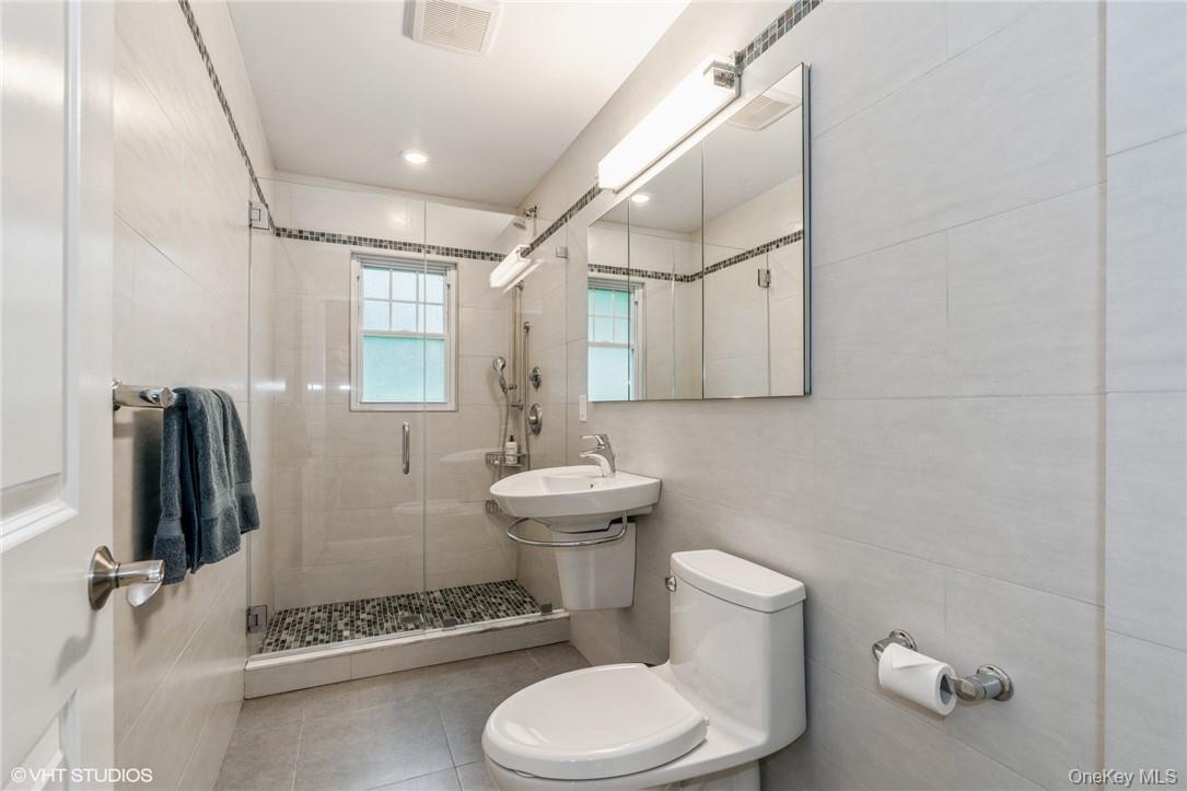 Photo 14 of this property