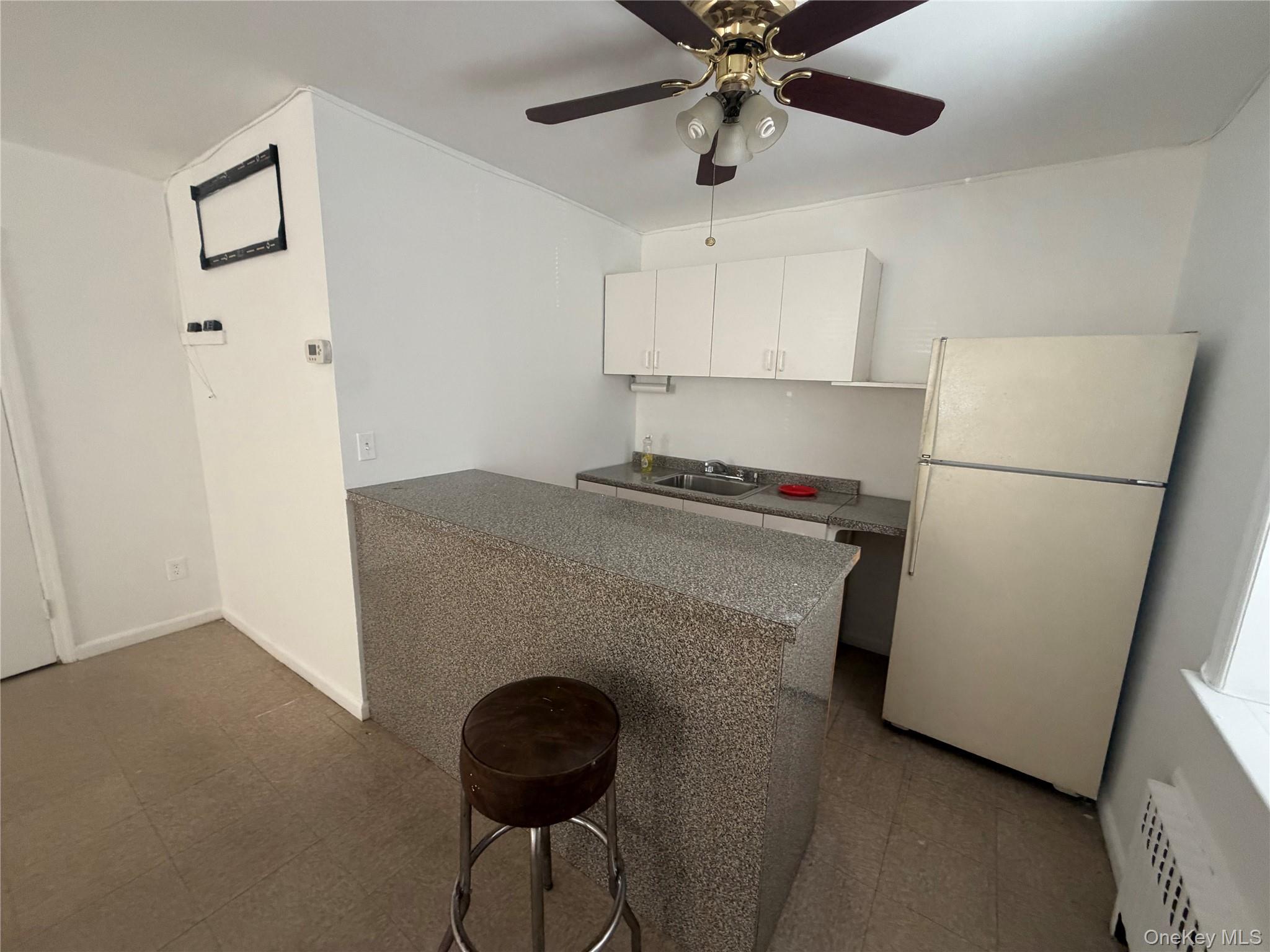 Photo 6 of this property