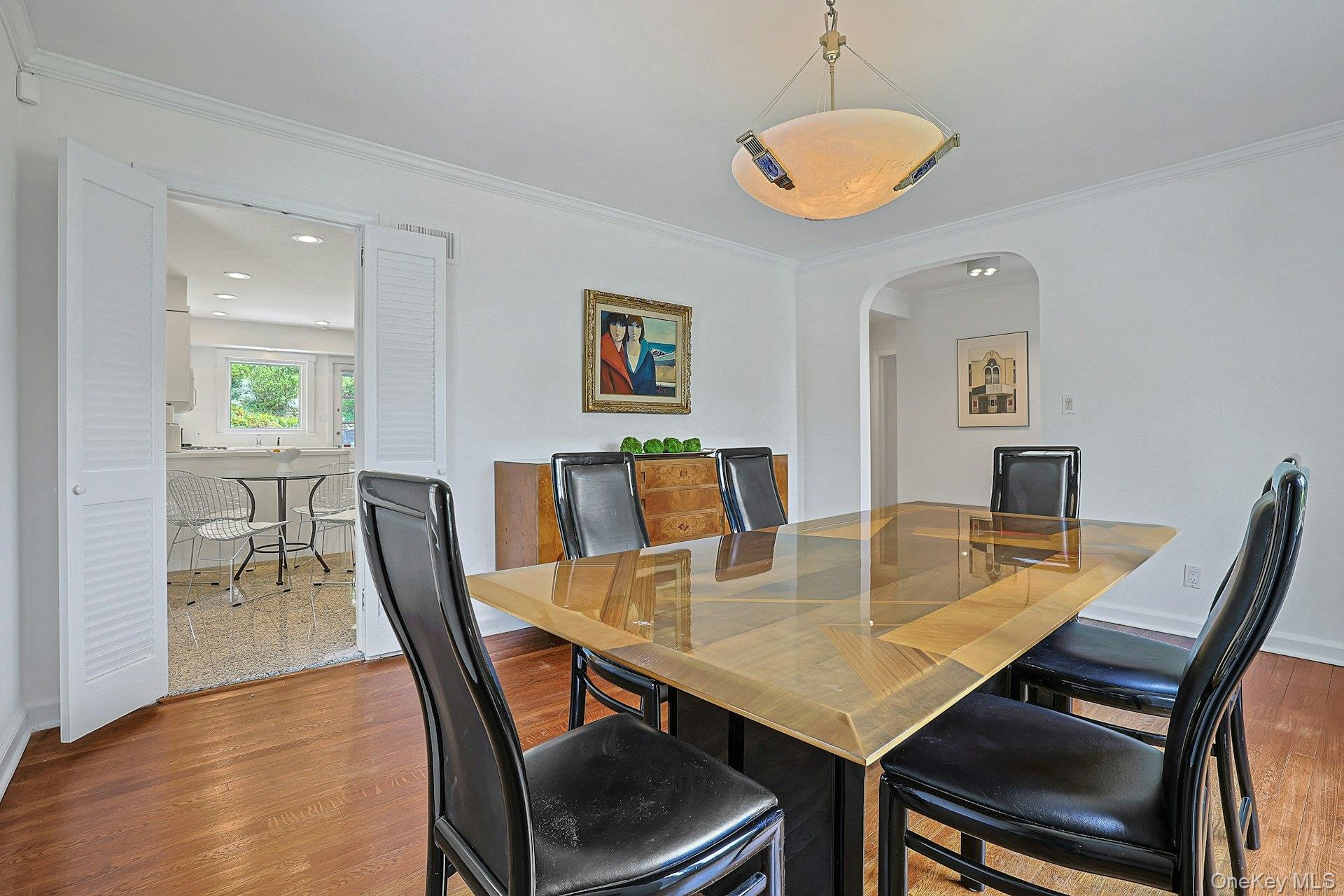 Photo 7 of this property