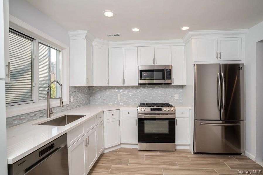 Photo 9 of this property
