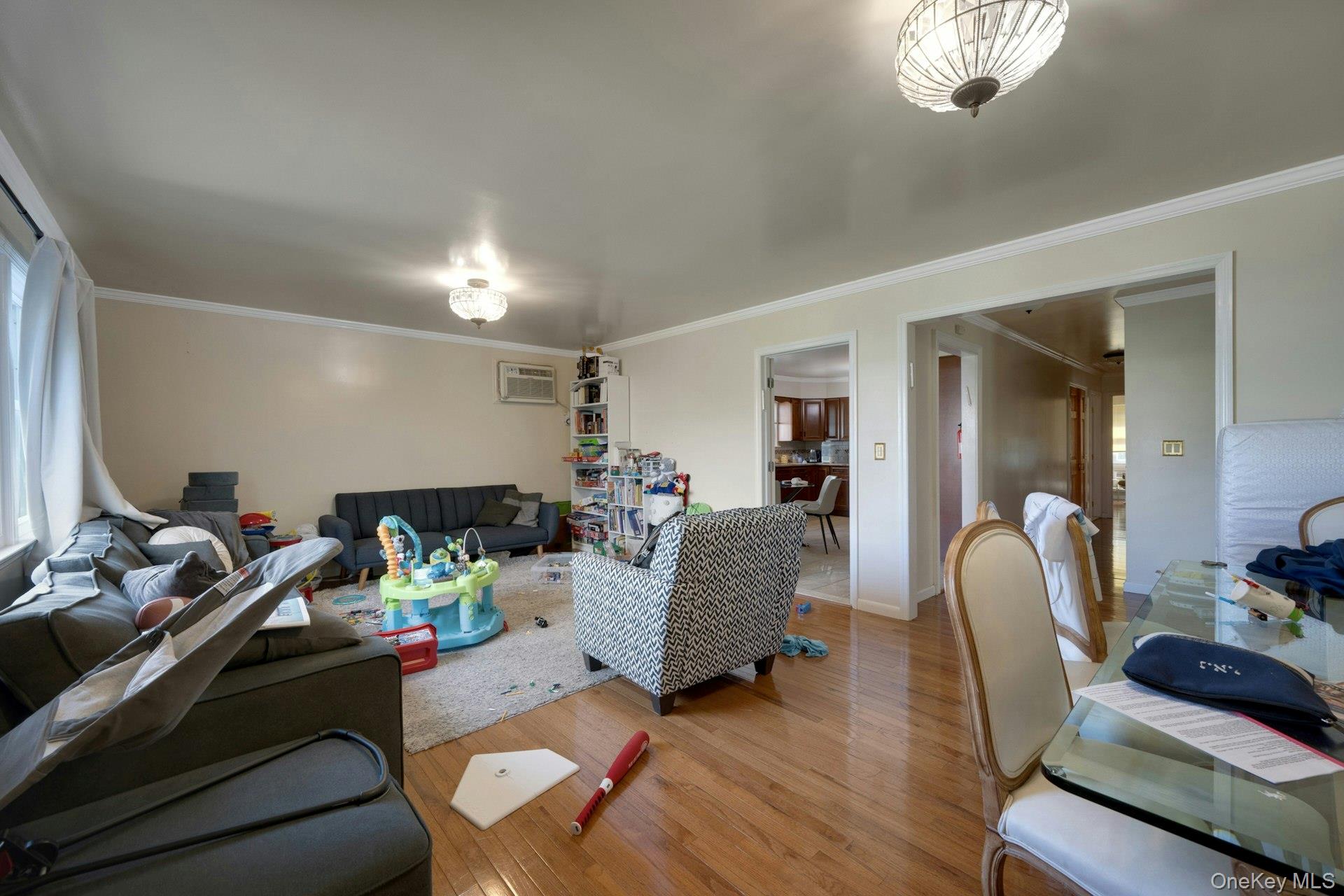 Photo 4 of this property