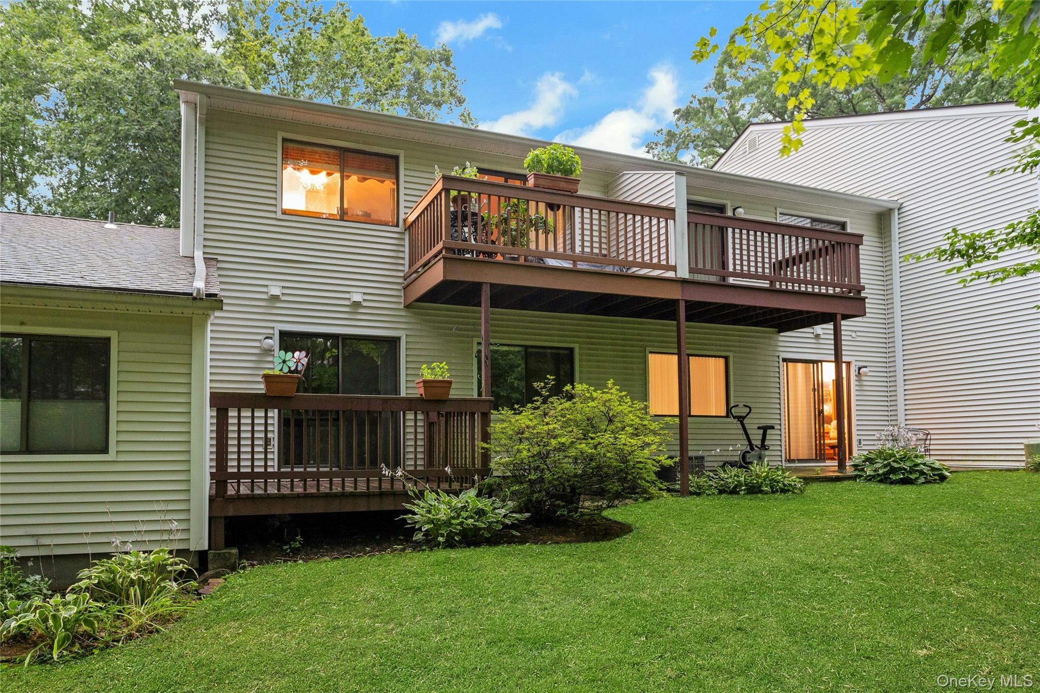 Photo 3 of this property