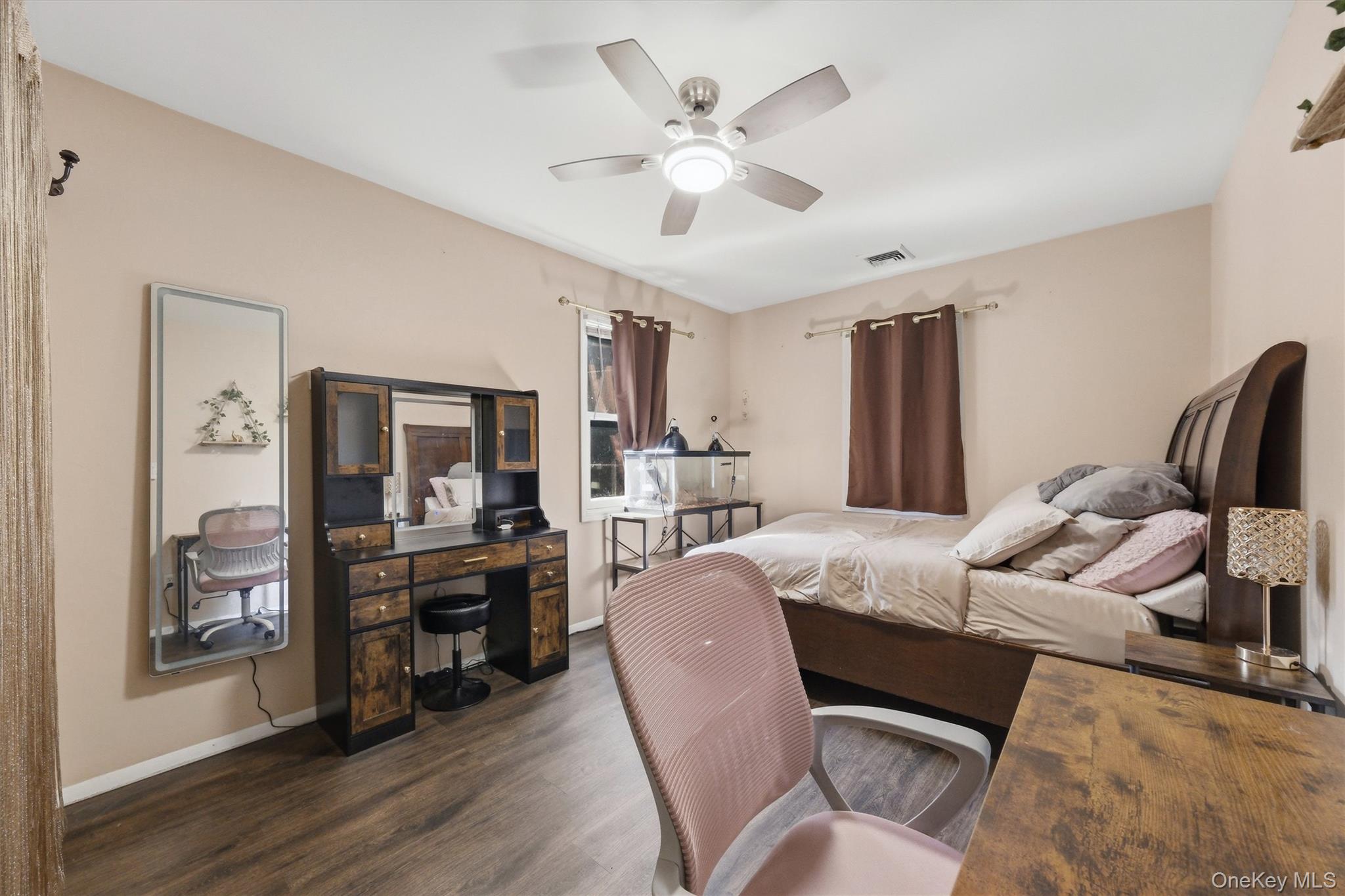Photo 9 of this property