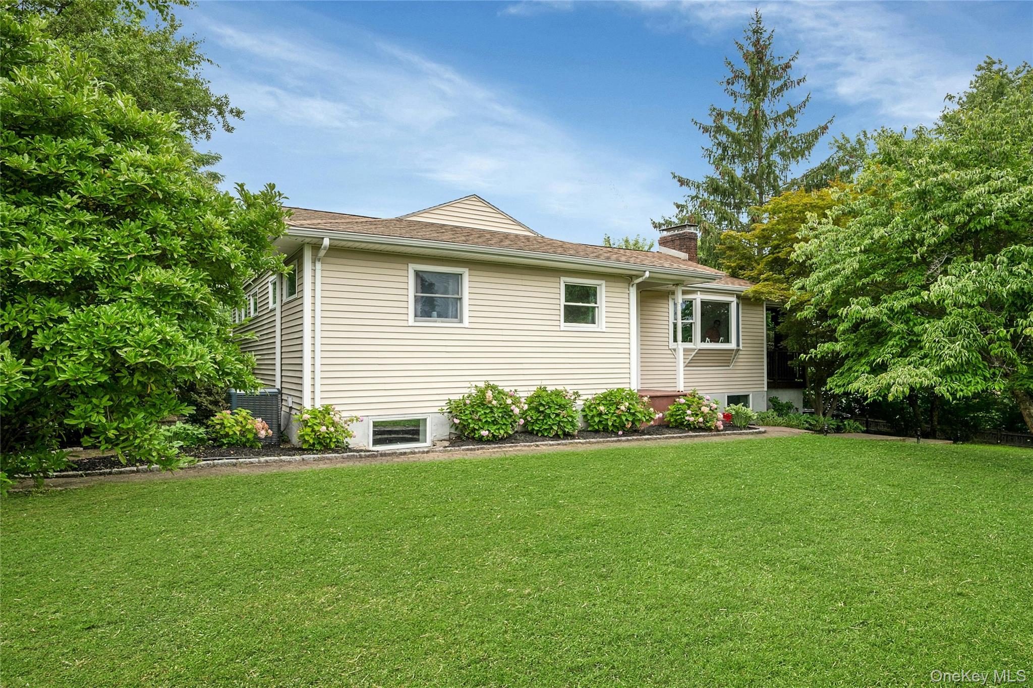 Photo 4 of this property