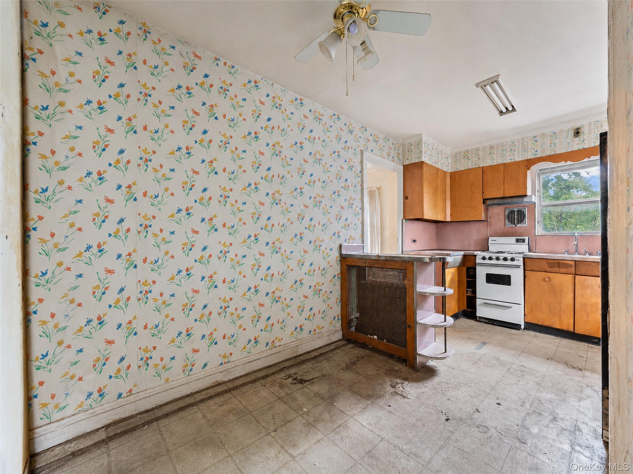Photo 9 of this property