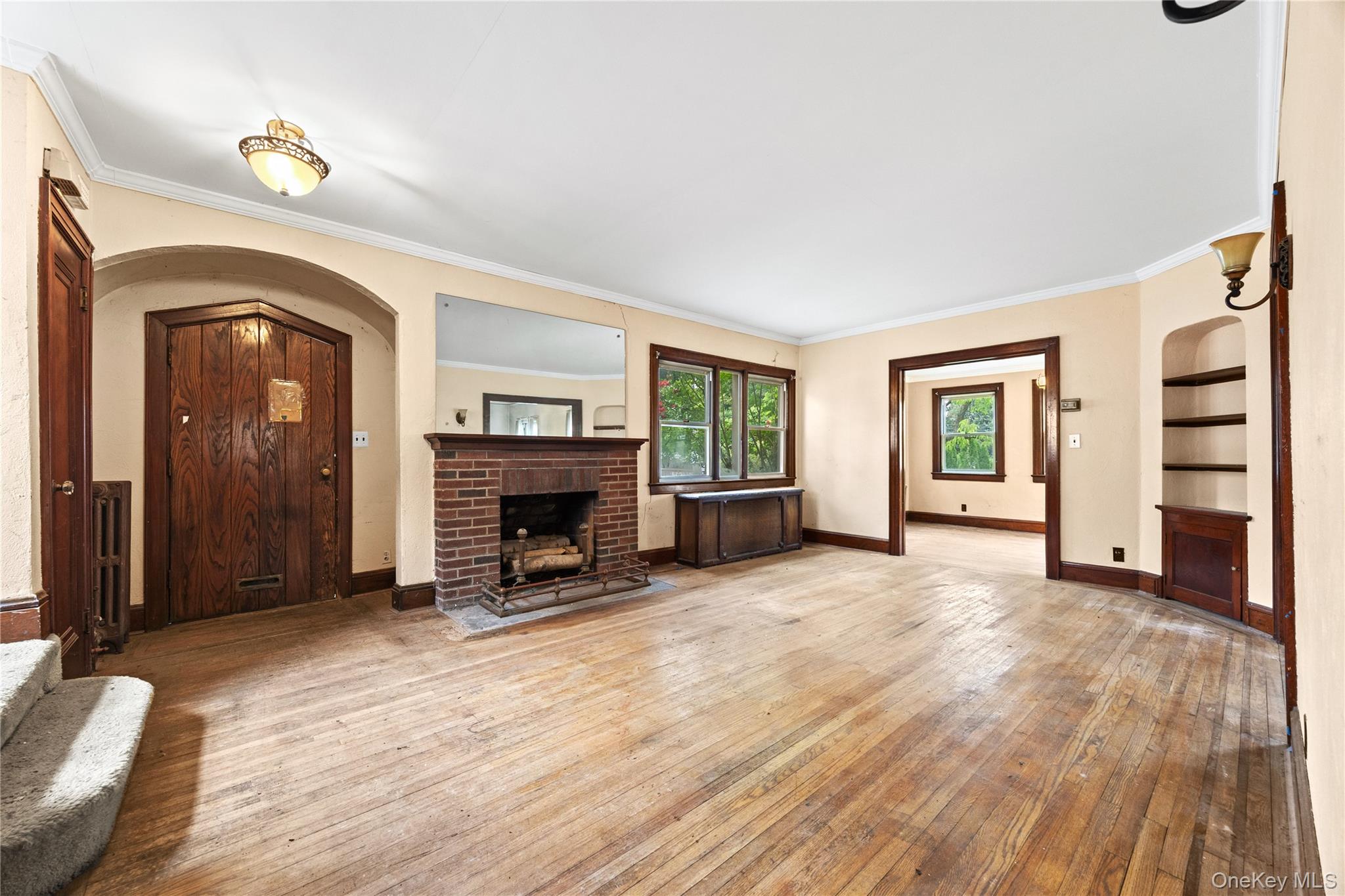 Photo 3 of this property