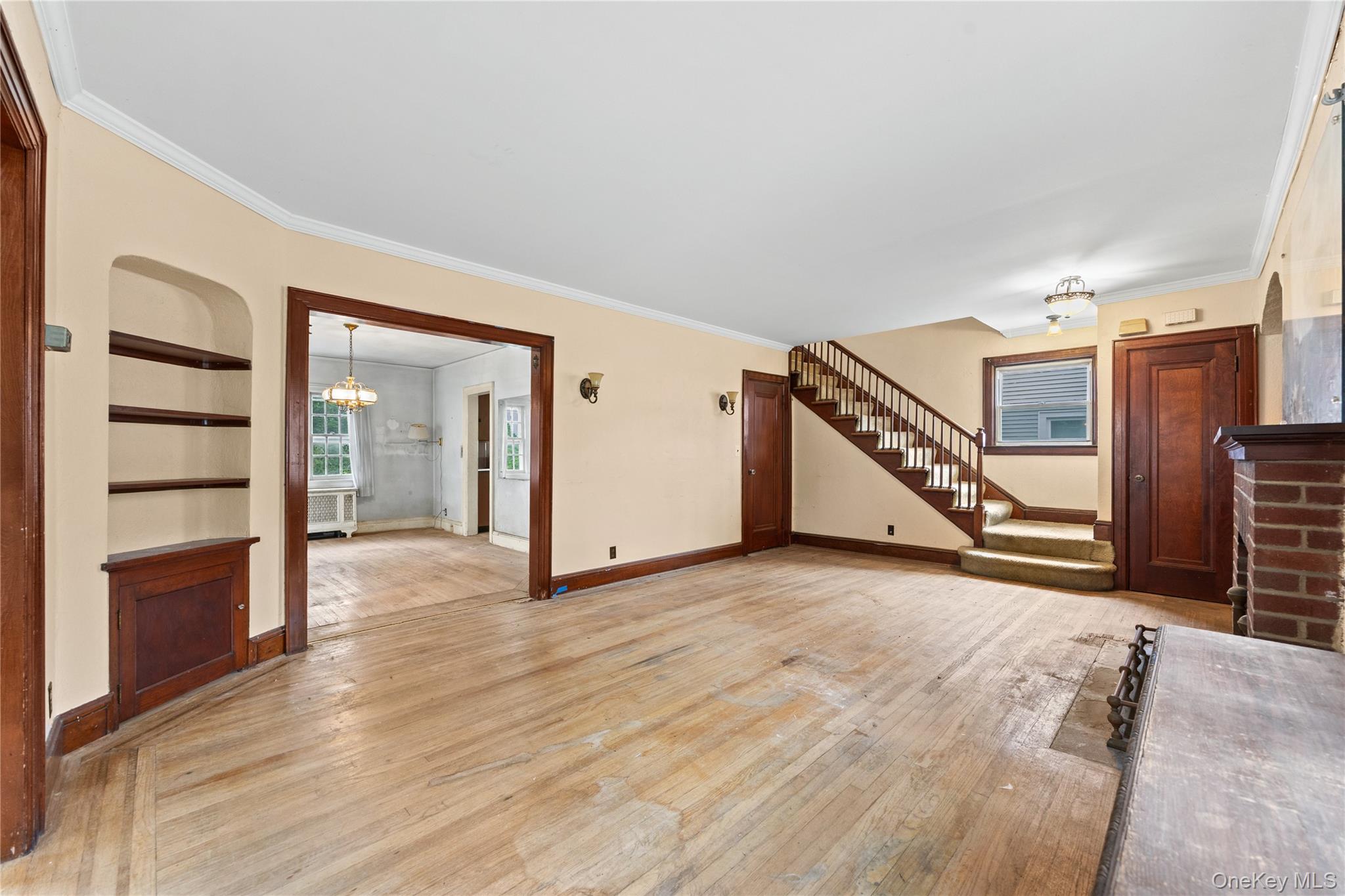 Photo 4 of this property