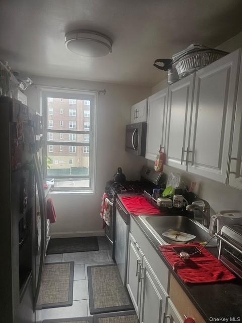 Photo 3 of this property