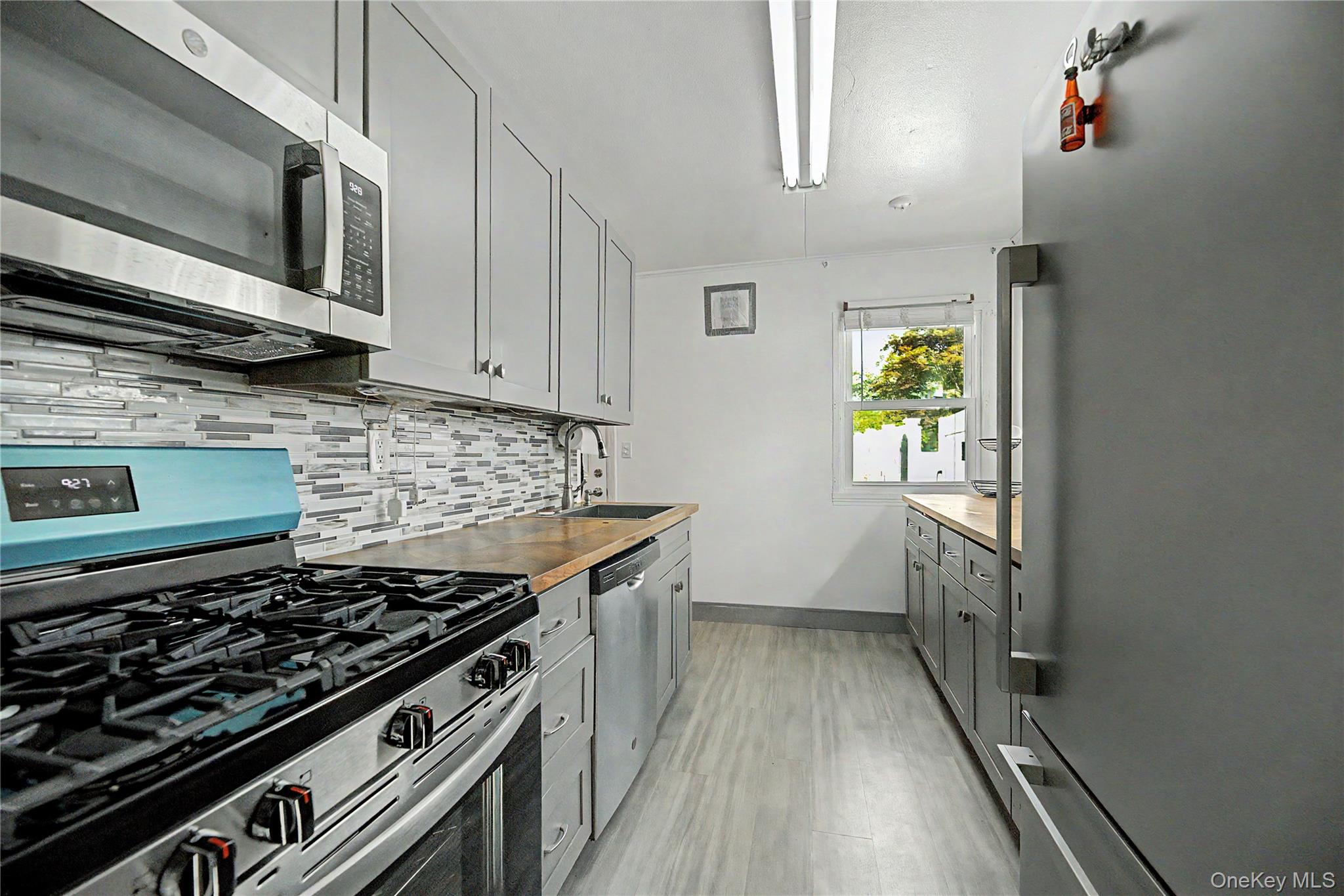 Photo 6 of this property