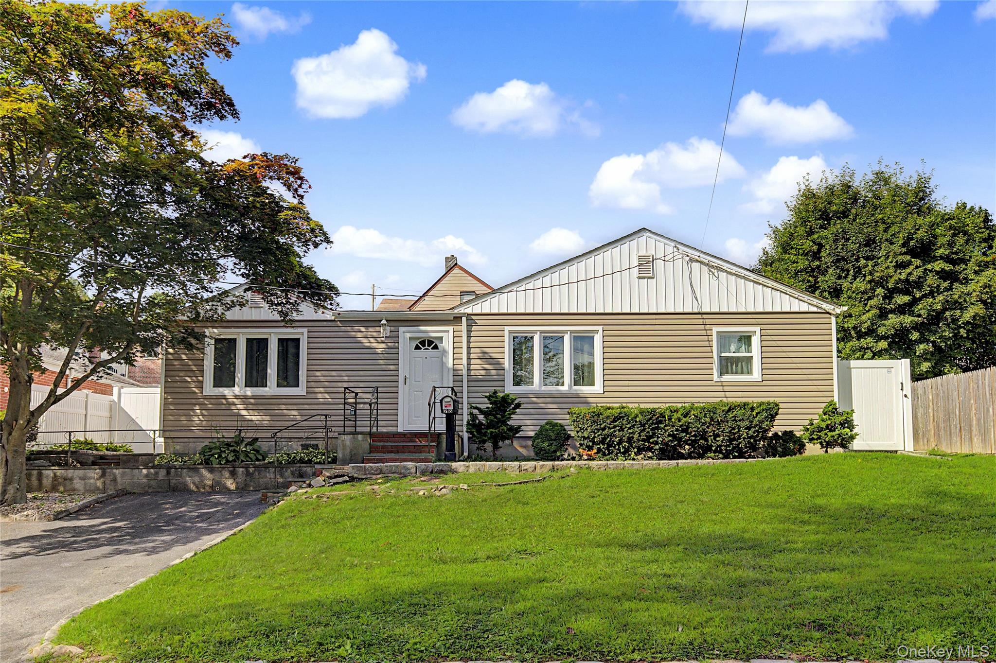 A must see.  Spacious bright 3 bedrooms Ranch house with additional ro...