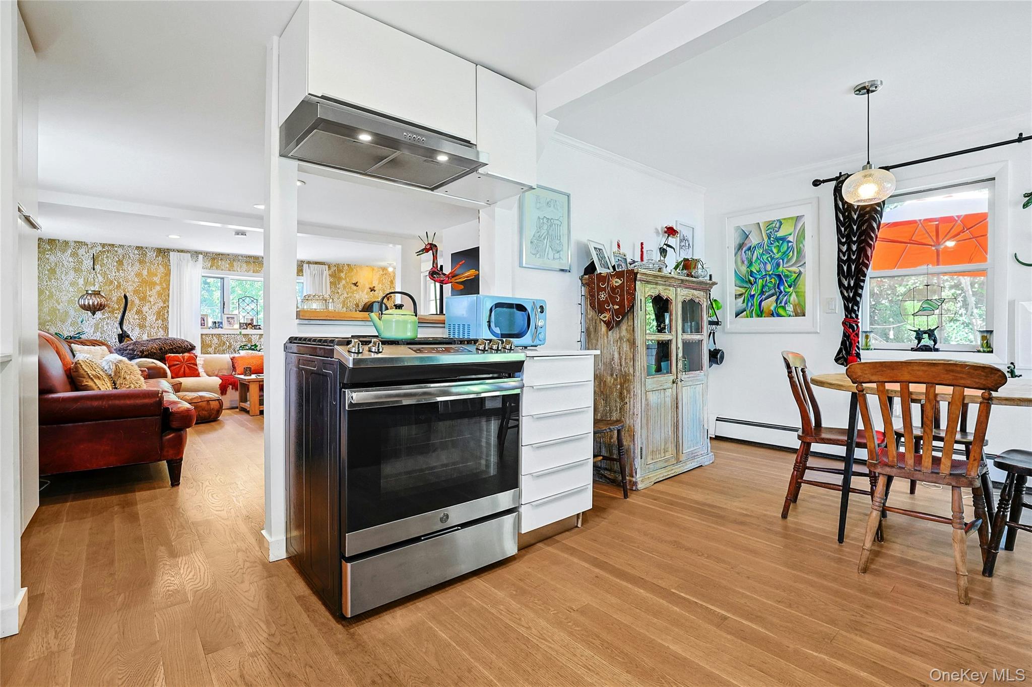 Photo 9 of this property