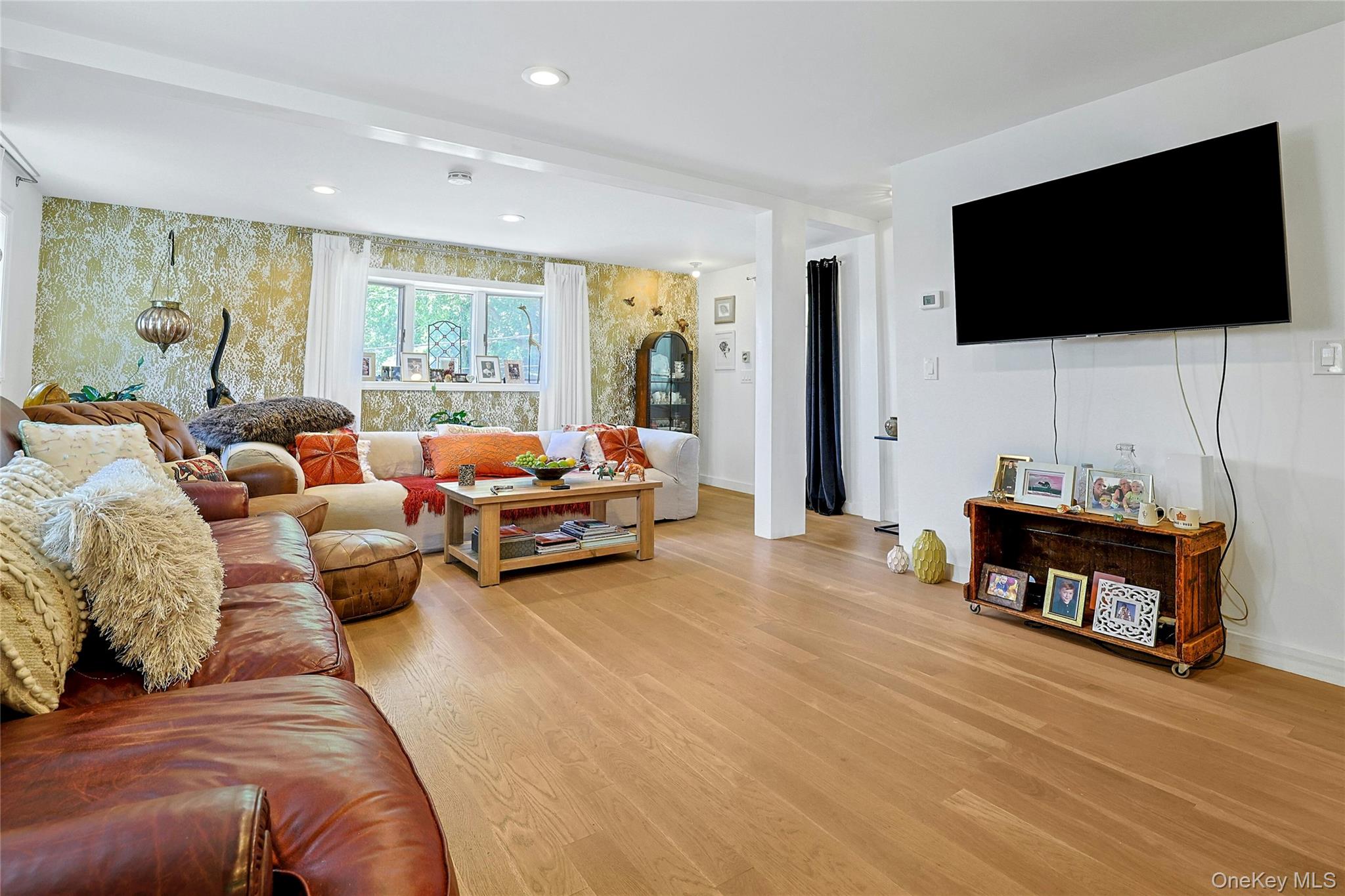 Photo 7 of this property