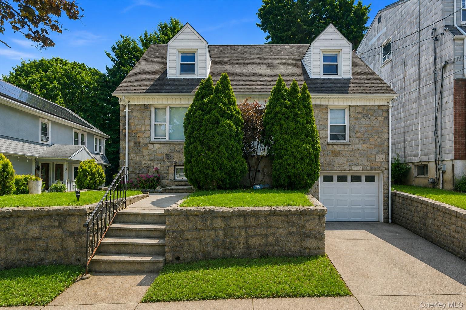 Buy only the best! This superior, quality-built Brick 2 family Cape Co...