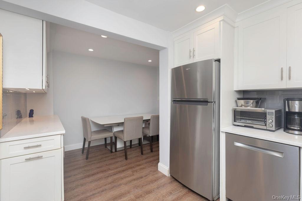 Photo 6 of this property