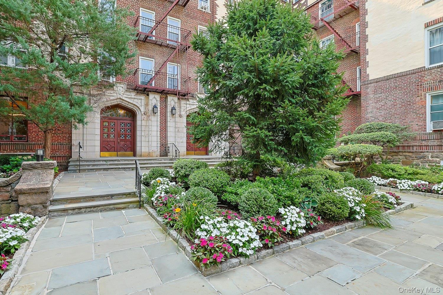 Photo 3 of this property