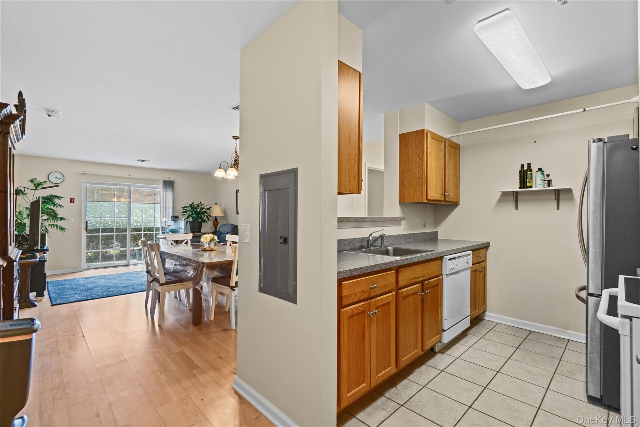 Photo 4 of this property