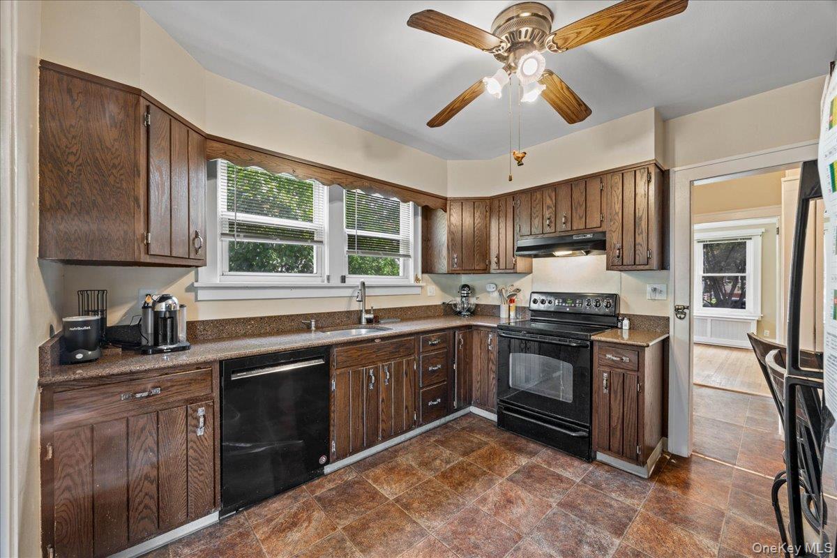 Photo 16 of this property