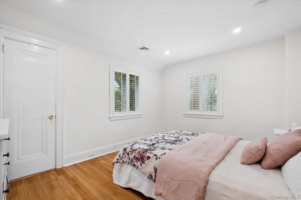 Photo 11 of this property