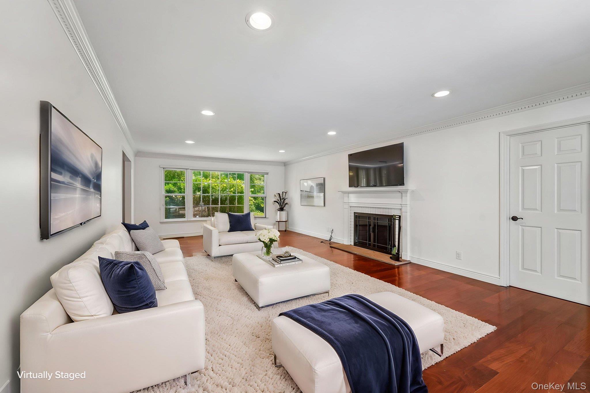 Photo 4 of this property