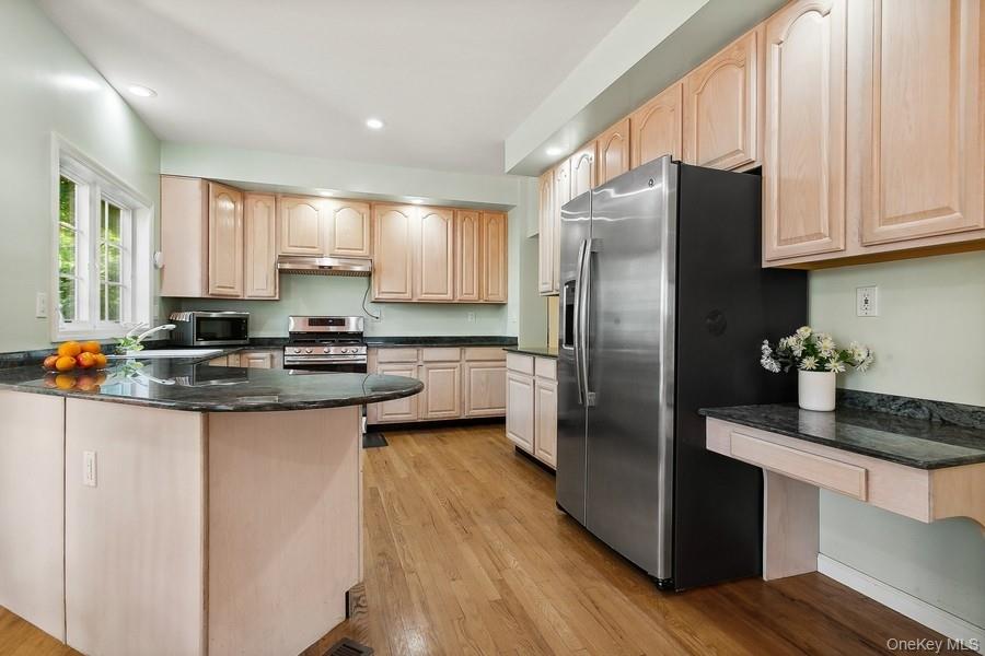 Photo 7 of this property