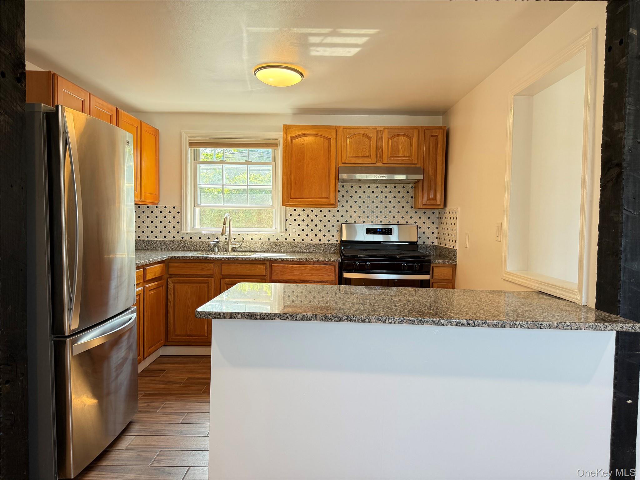 Photo 3 of this property