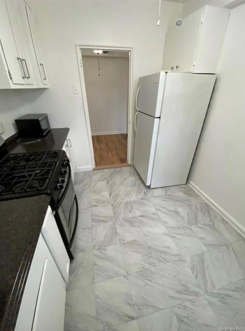 Photo 4 of this property