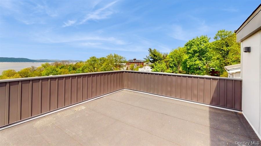 Photo 18 of this property