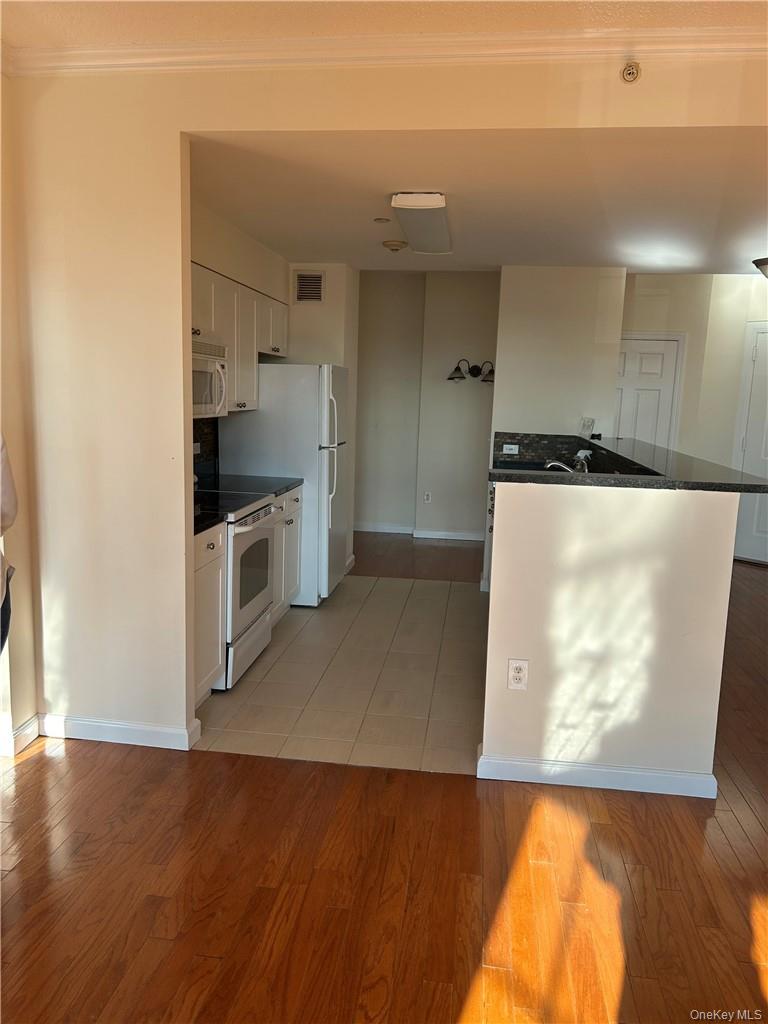 Photo 6 of this property