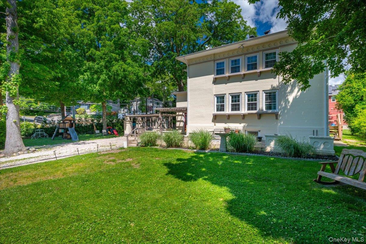 Photo 7 of this property