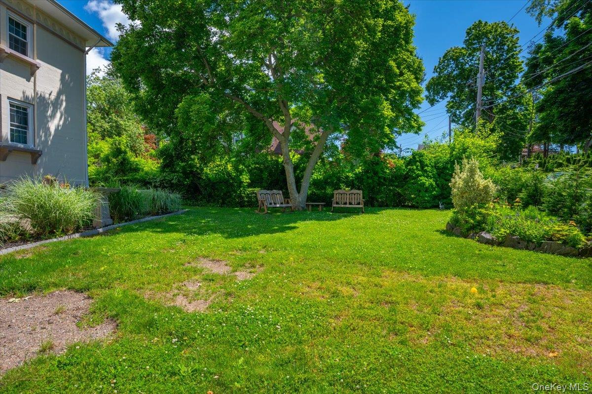 Photo 6 of this property