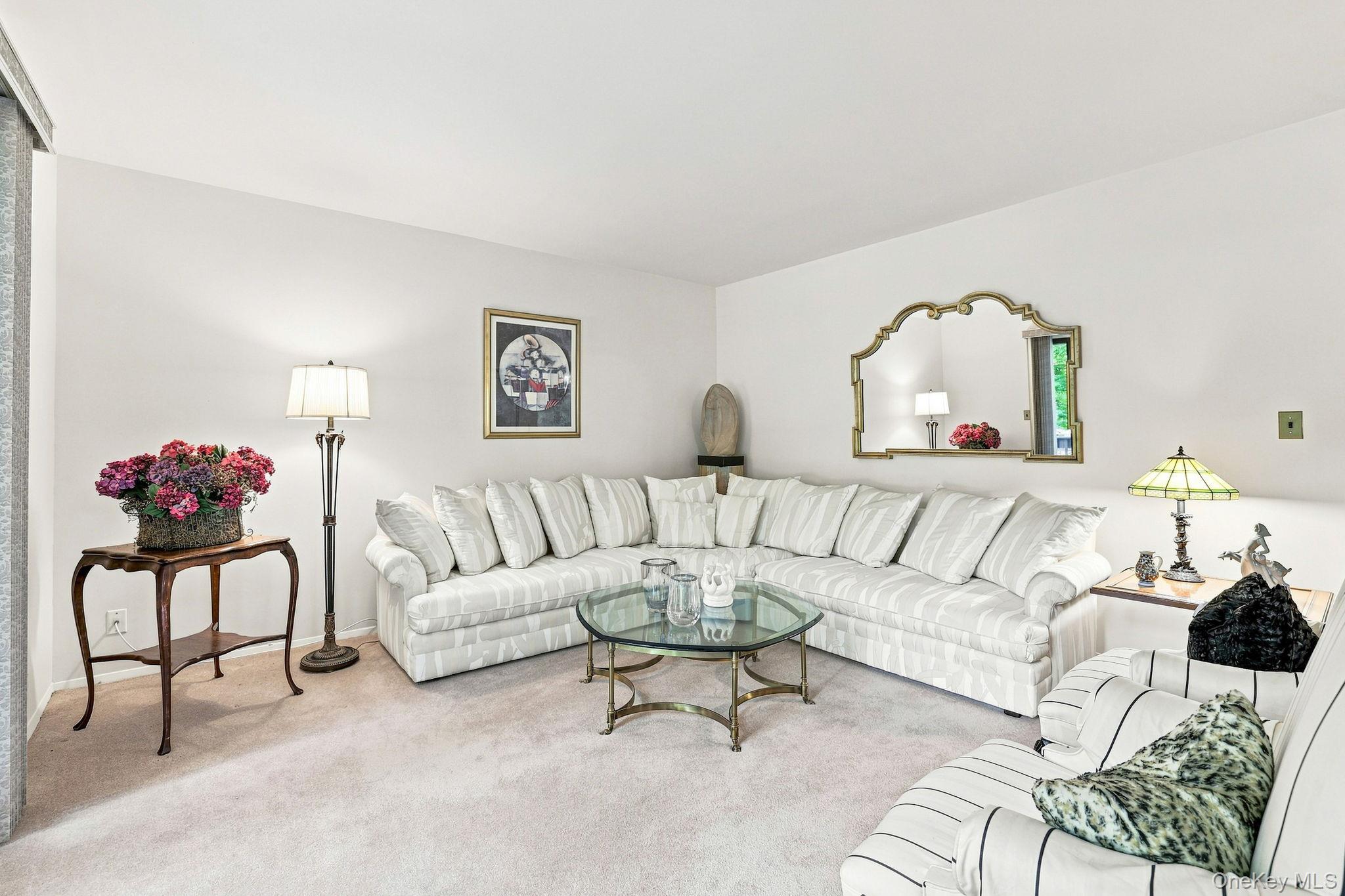 Photo 4 of this property