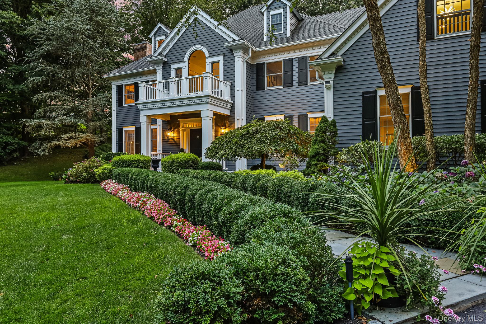 Photo 4 of this property