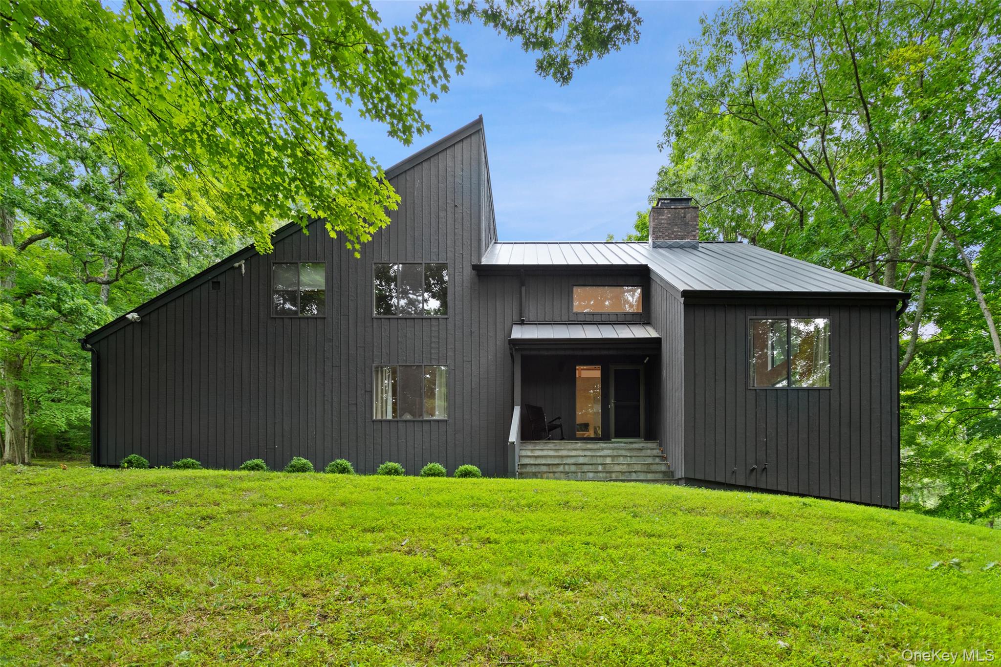 Fantastic 3 BR home on a quiet road in Pound Ridge. Private yet close...