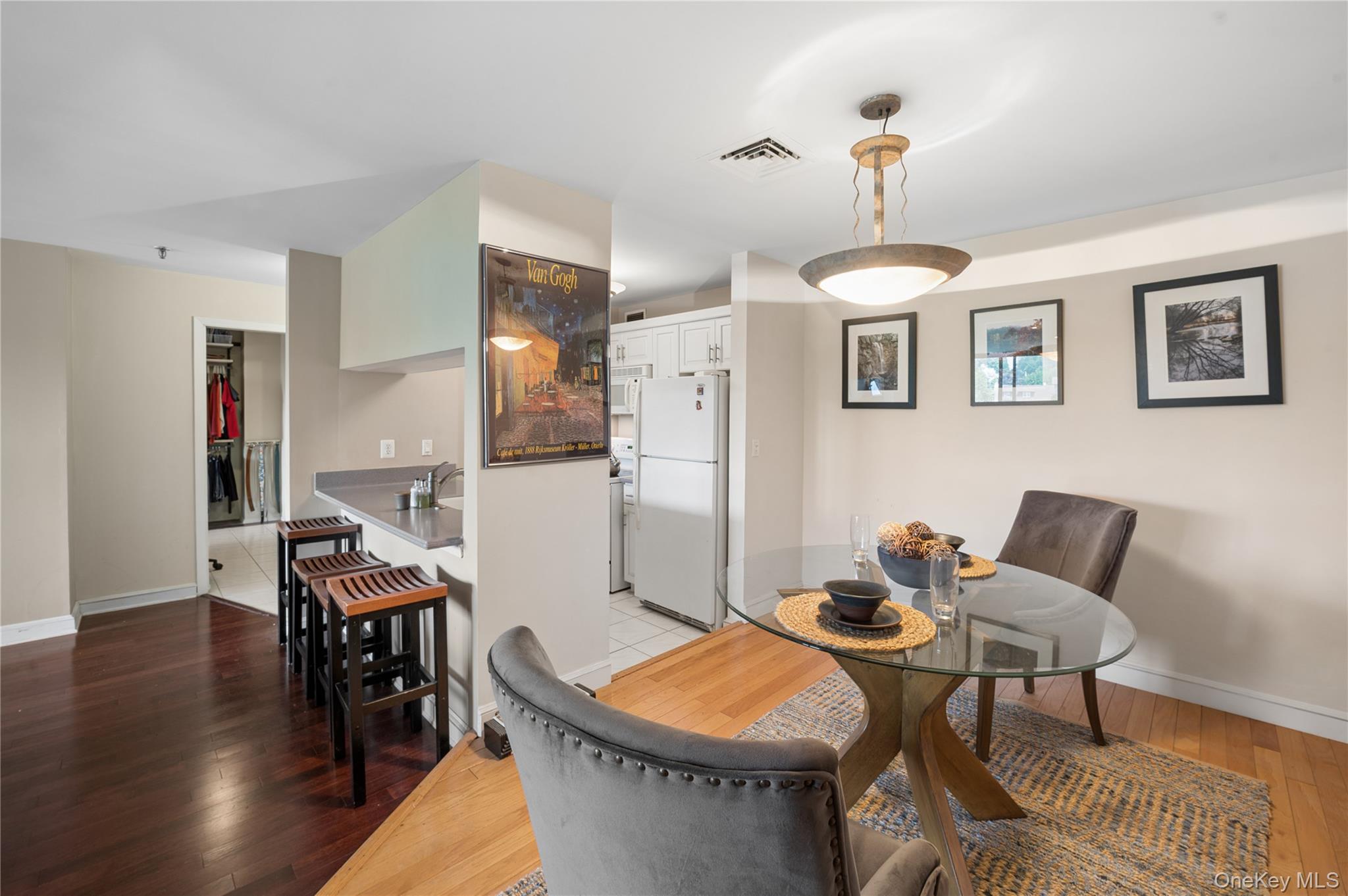 Photo 7 of this property