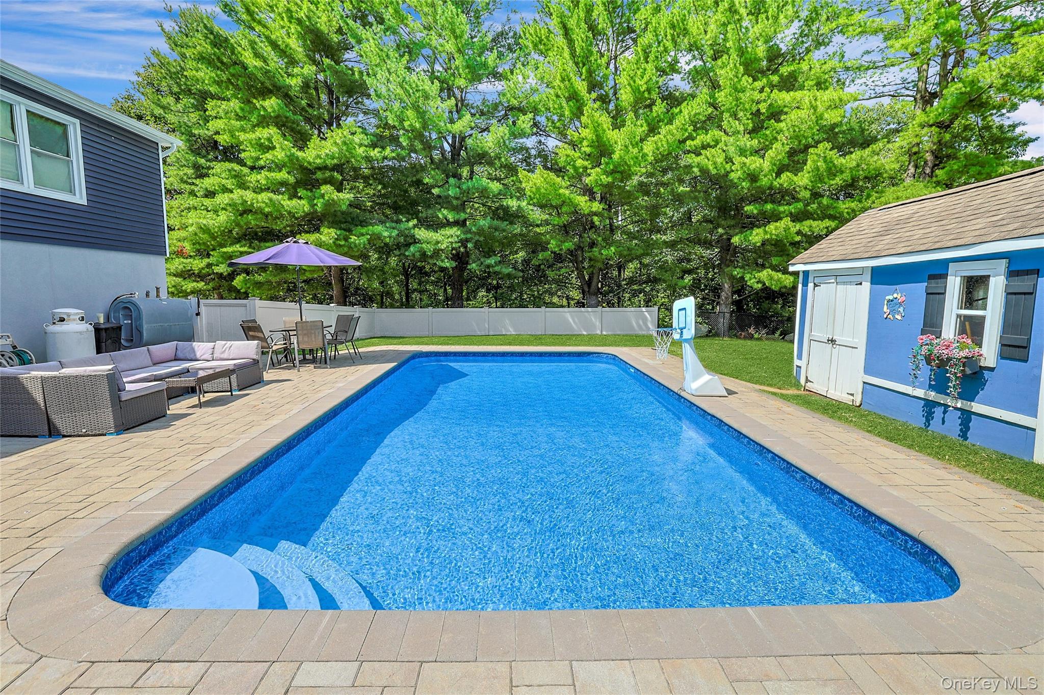 Photo 3 of this property