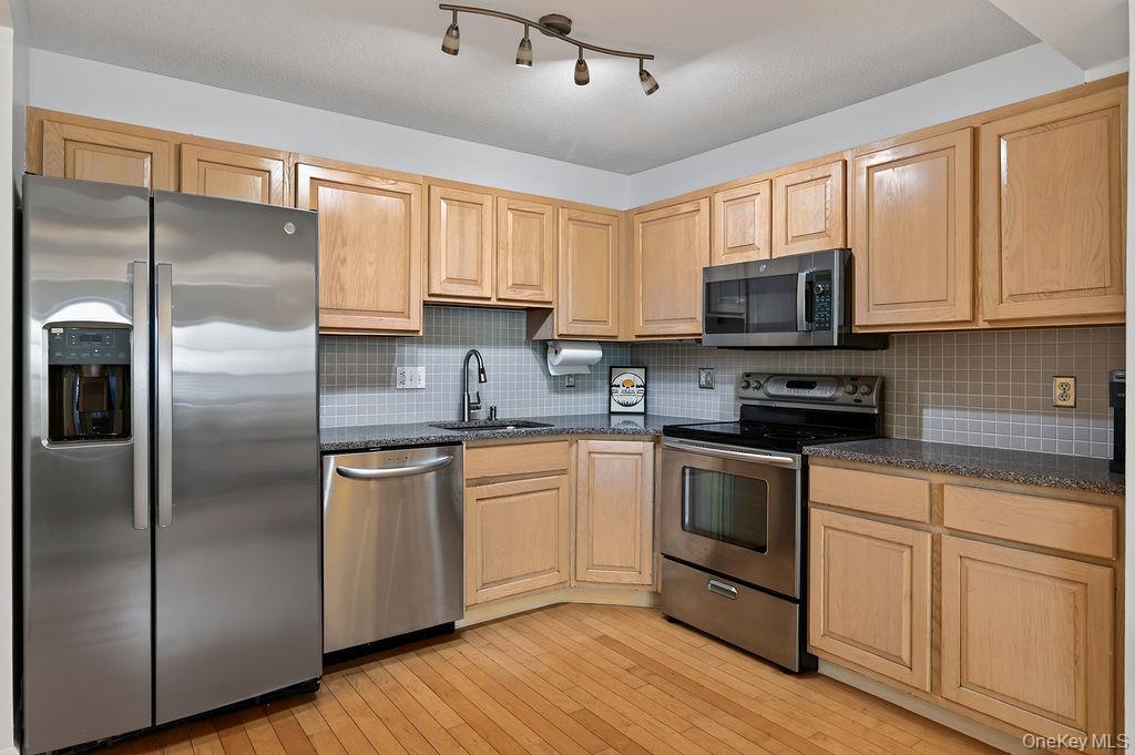 Photo 6 of this property