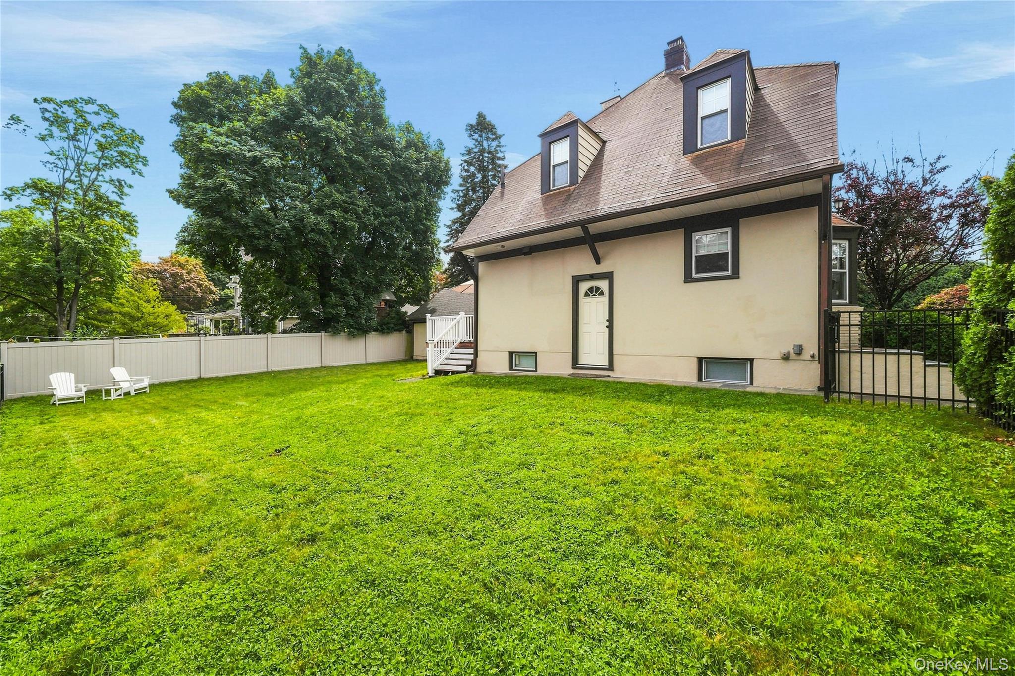 Photo 33 of this property
